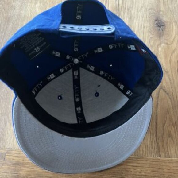 Chicago Cubs MLB New Era Adjustable Hat - Picture 5 of 6